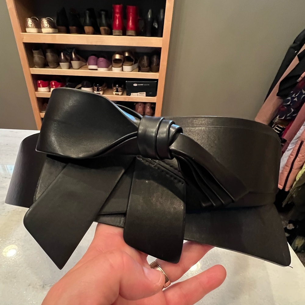 Black obi-style belt. Eloquii size 18. Never worn.